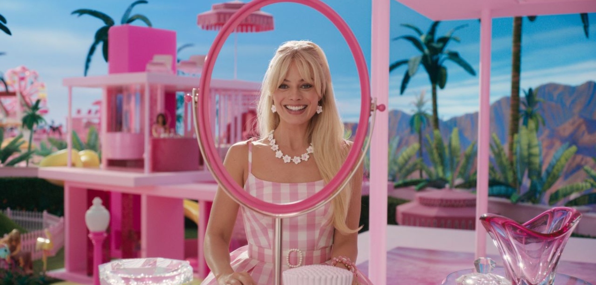 Opinión de Barbie: una divertida y profunda crítica al patriarcado perfectamente plástica y rosada