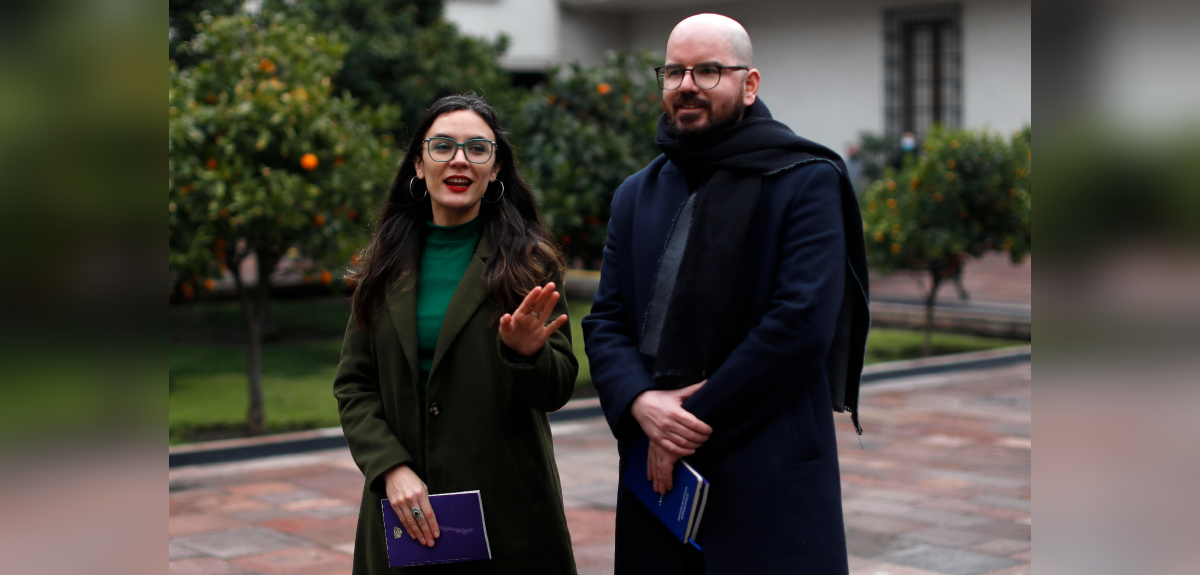 Ministra Vallejo y polémico 