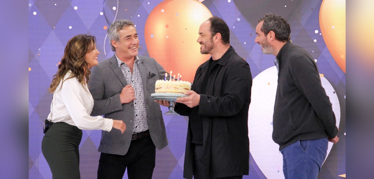 Hermanos de José Luis Repenning lo sorprendieron con especial visita por su cumpleaños en Tu Día