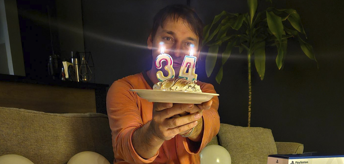 Rodrigo Gallina tuvo alocada fiesta de cumpleaños: Pollo Castillo y Pamela Díaz cantaron karaoke