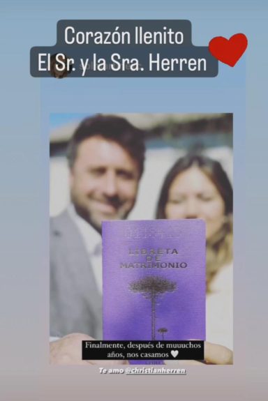 Experiodista de TVN contrajo matrimonio tras años de relación