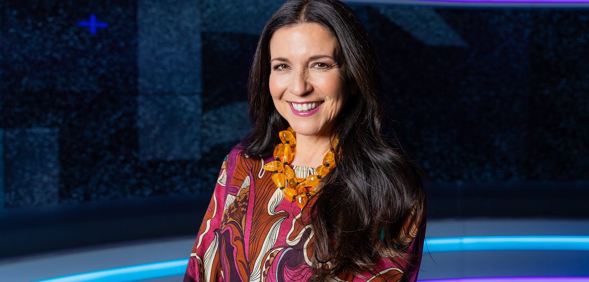 Karla Constant dijo adiós a Mega en La hora de jugar: