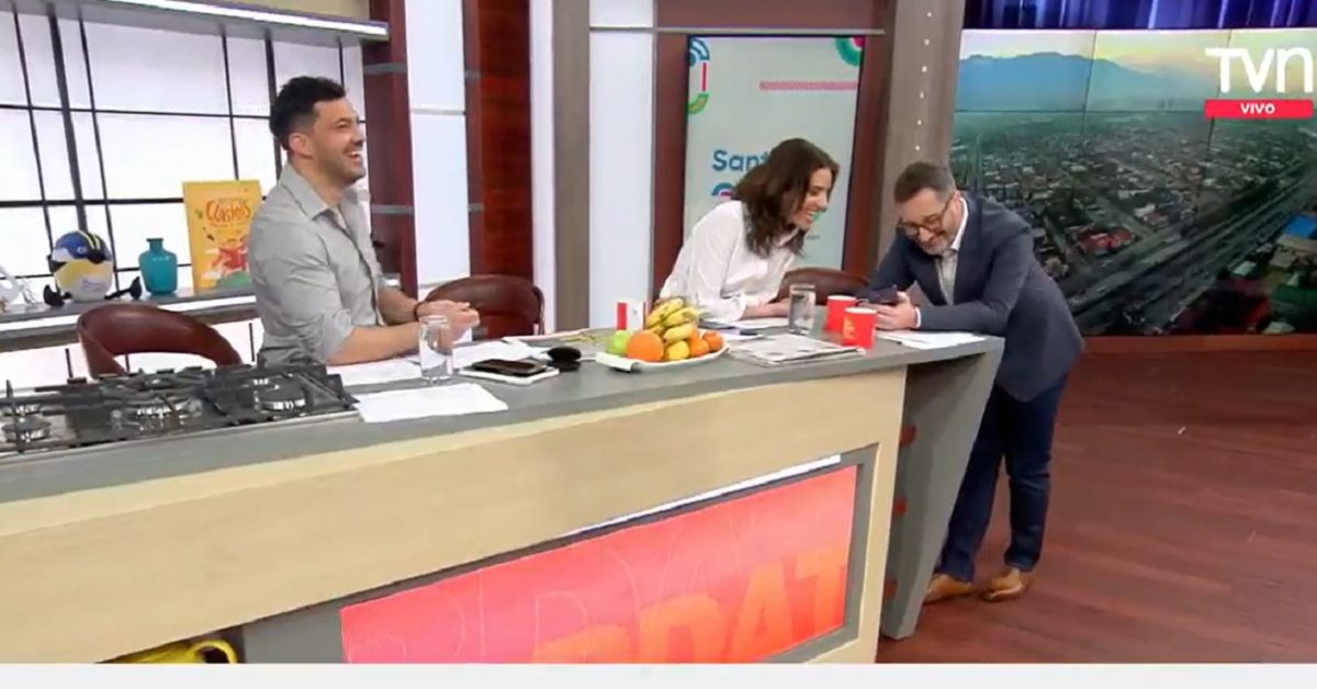 Eduardo Fuentes llamda al aire esposa cumpleaños