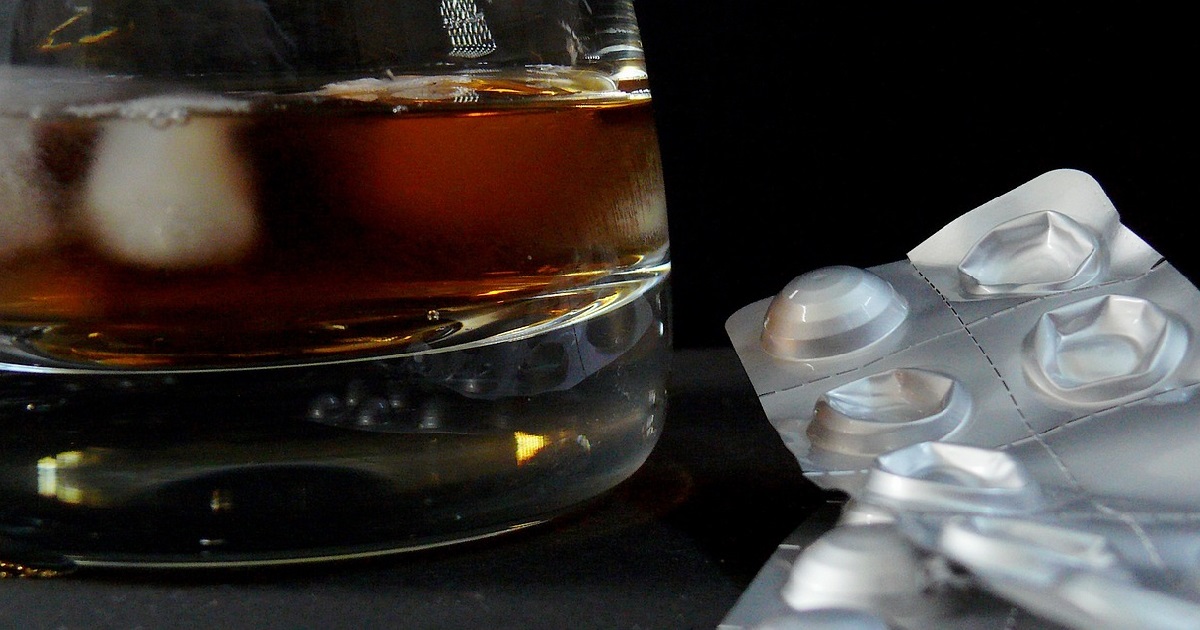 Especialista advierte en Fiestas Patrias por la mezcla en consumo de alcohol y medicamentos