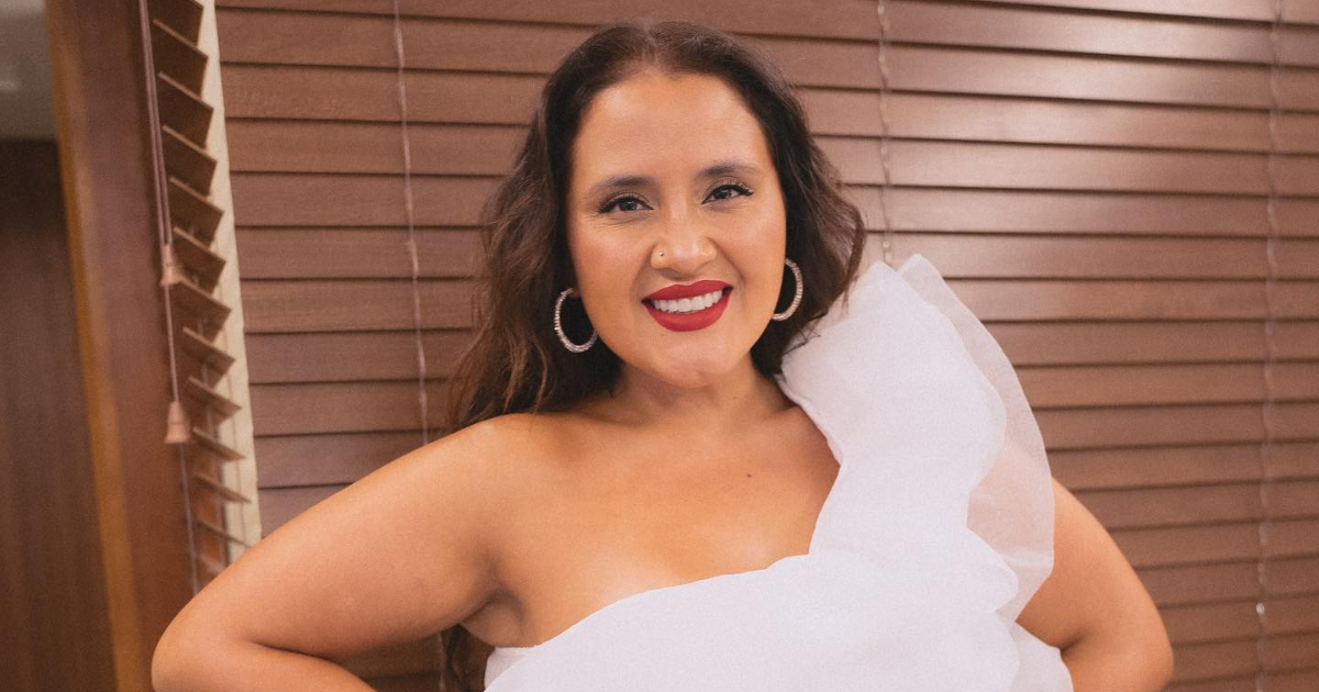 Pamela Leiva tuvo que parar su show en San Antonio: respondió a seguidora que criticó su decisión