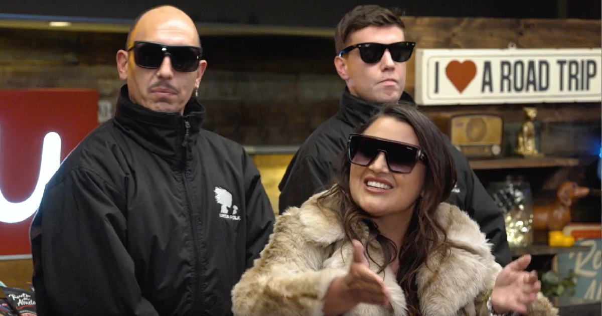 Pamela Leiva presentó a su hermana mayor: 'La Medina' apareció en el programa Socios de la Parrilla