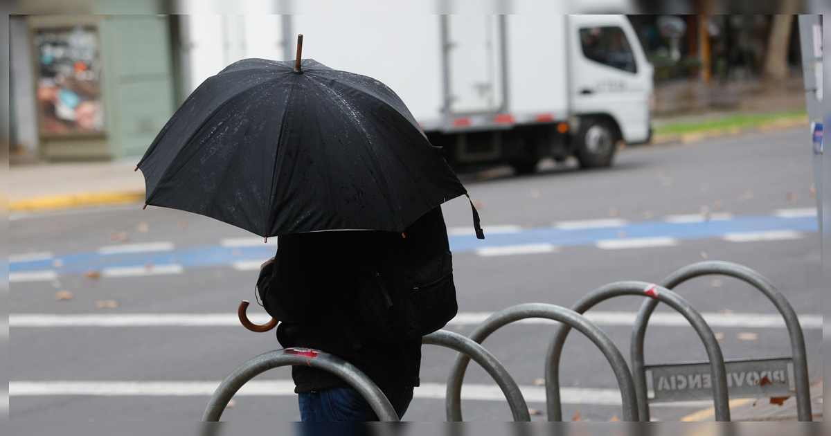 Con lluvias y tormentas eléctricas: así es el pronóstico para este jueves 21 en gran parte de Chile