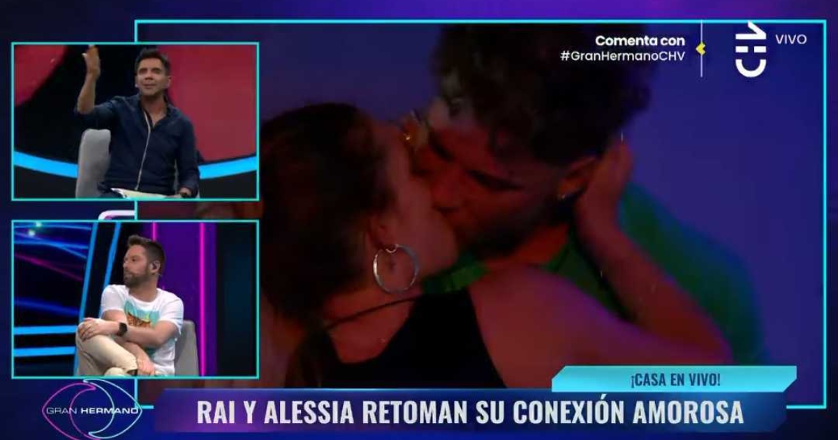 Raimundo y Alessia sorprendieron con apasionado beso durante fiesta de Gran Hermano