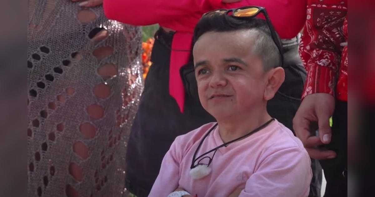 Pareja de Miguelito por su ingreso a Tierra Brava: 