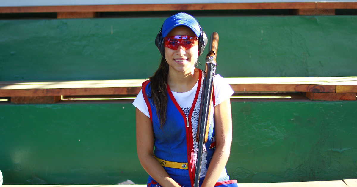 Primer oro para Chile en Santiago 2023: Francisca Crovetto suma nueva medalla ganando tiro skeet