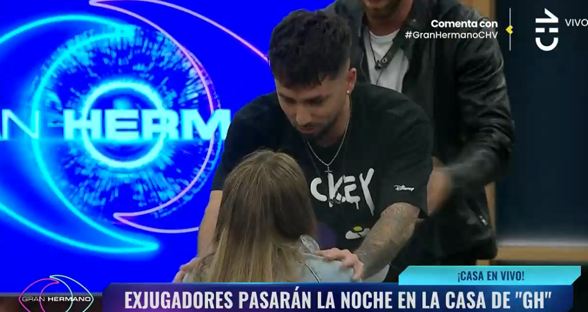 Bambino entró brevemente a Gran Hermano y enfrentó a Alessia: "Sácate las presiones"