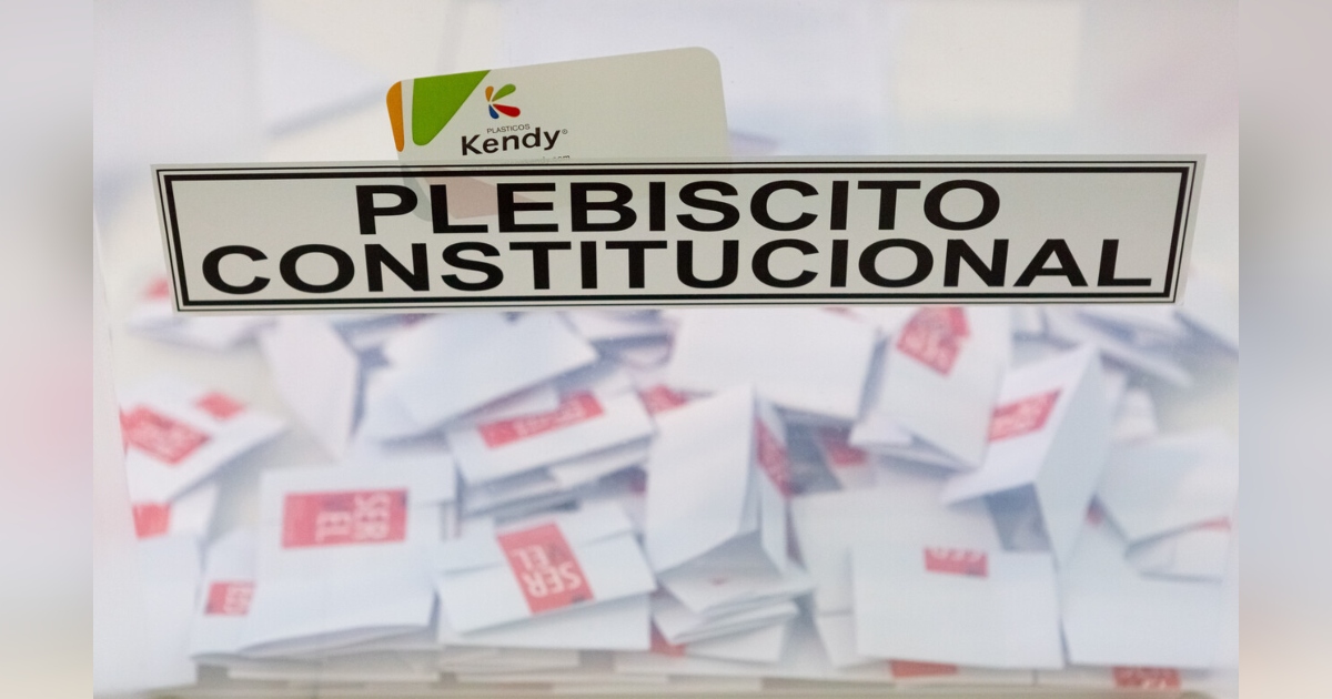 Ipsos: 41% de los chilenos está menos confiado en que habrá una nueva constitución
