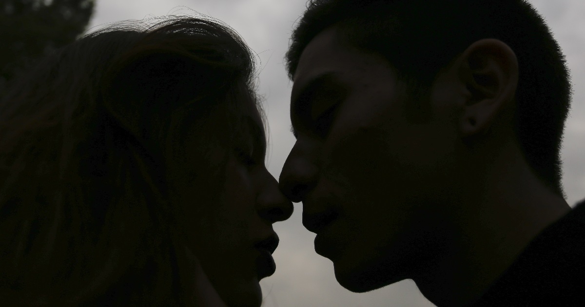 Estudio reveló detalles de la actividad sexual de los chilenos: ¿cuántas veces al mes hay intimidad?