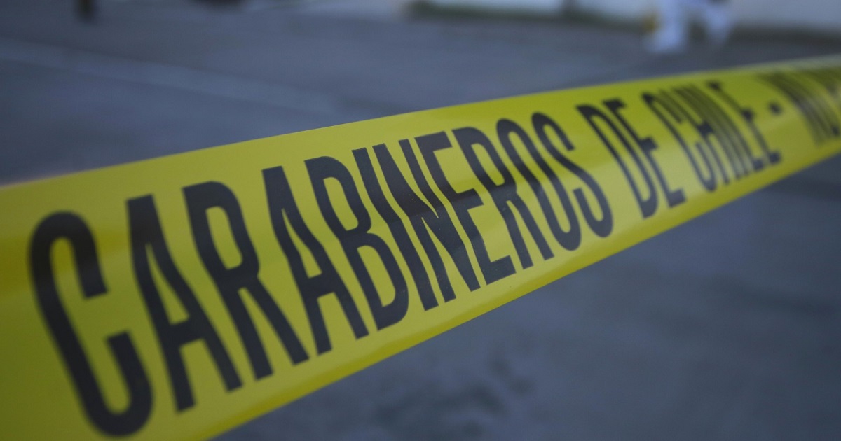 Madre e hija son abandonadas en plena autopista en Pudahuel tras sufrir robo de su vehículo