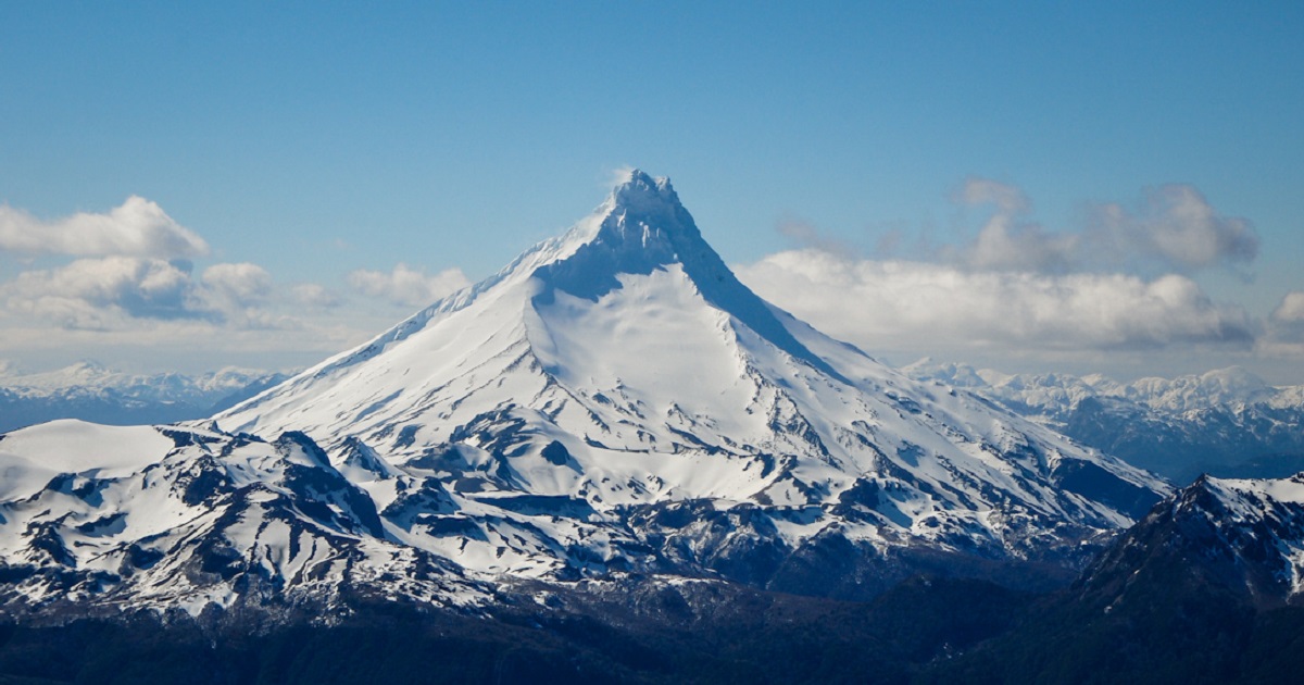 Tragedia en Volcán Puntiagudo: ¿quiénes eran los dos montañistas fallecidos tras avalancha?