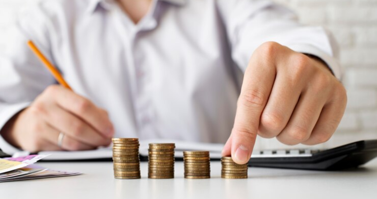 Más allá de cobertura en salud y pensión: los desconocidos beneficios de cotizar para el trabajador