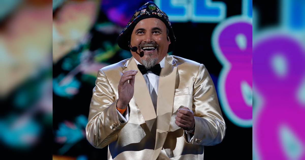 El orgullo de 'el Flaco': Paul Vásquez se mostró por primera vez con su uniforme de TENS