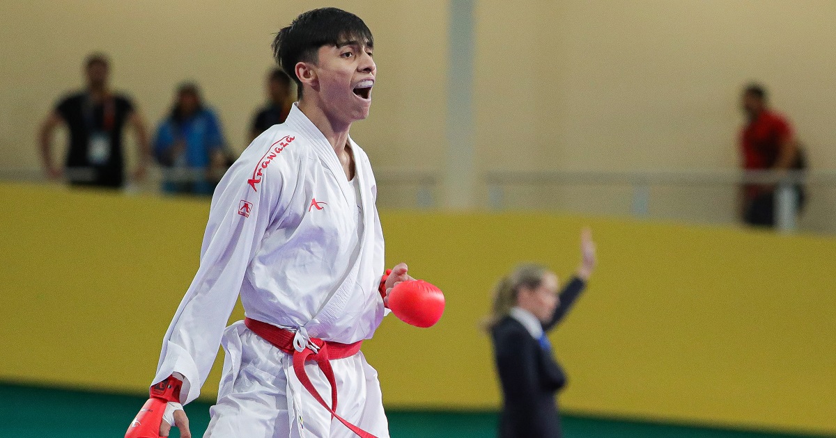 Santiago 2023: Enrique Villalón ganó reñida final en karate y conquistó noveno oro para Chile