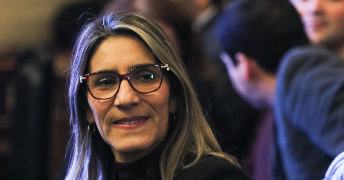 Diputada Erika Olivera sufre accidente de tránsito en la Ruta 68: se trasladaba hacia el Congreso