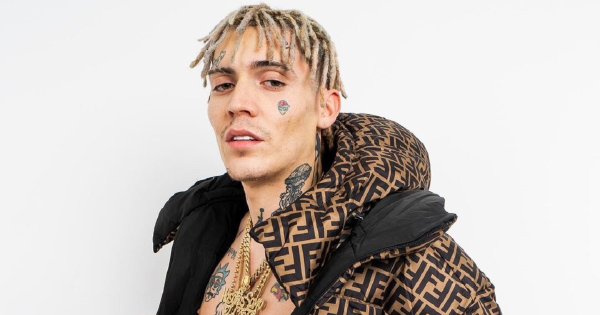 Marcianeke habló ante críticas por cancelar show con Bomberos en Nacimiento: 