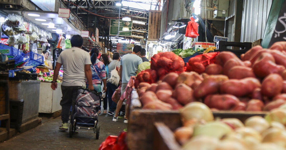 Caótica pelea en La Vega: hombre amenazó a locatario con un arma de fogueo