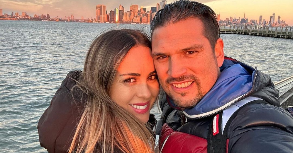 Mark González dedicó romántico saludo a Maura Rivera por sus 39 años: 