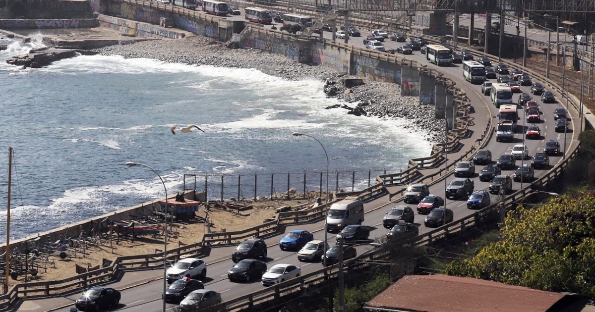 Valparaíso registró el ingreso de 65 mil vehículos el fin de semana de navidad y un accidente fatal