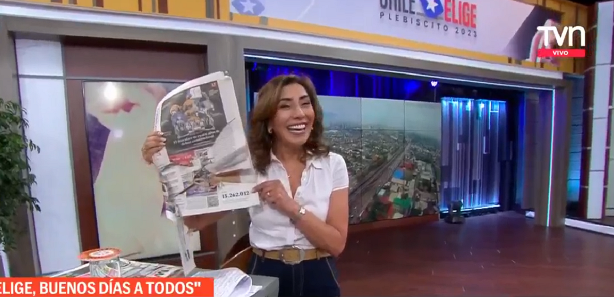 Constanza Santa María sufrió chascarro previo a transmisión del Plebiscito: Carmen Gloria la expuso