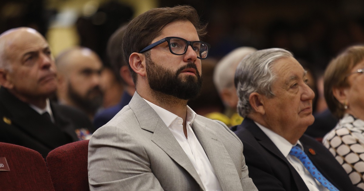 A una semana del Plebiscito: confianza en el presidente Gabriel Boric llega al 34% según Cadem