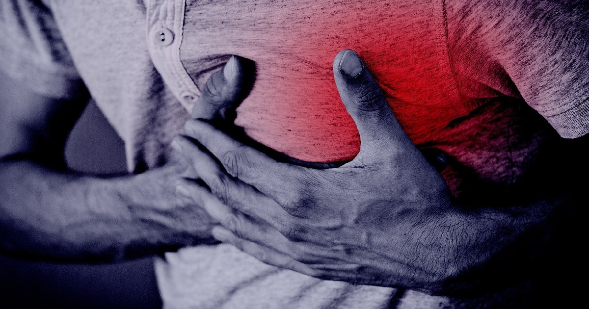 Infartos aumentan durante fiestas de fin de año: ¿cómo reconocerlos y qué hacer en esa situación?