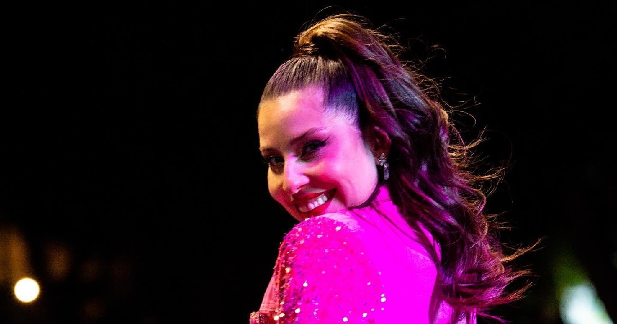 Detalle de elegante look de María José Quintanilla en Premios MUSA robó miradas: lo ocupó por lesión