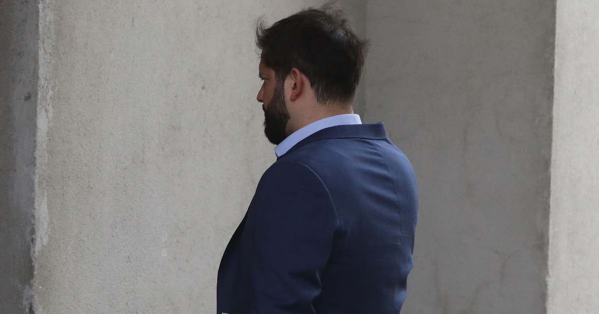 Familia de Gabriel Boric sufrió robo de regalos en Punta Arenas: eran para recolectores de basura