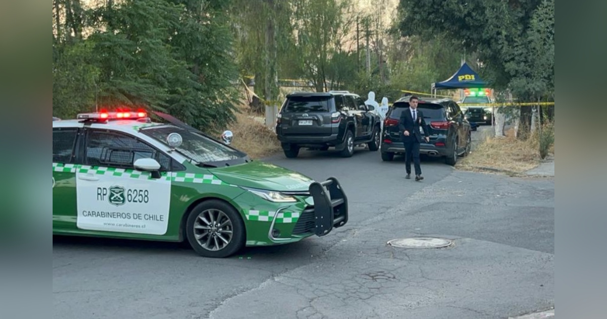 Hombre fue asesinado en la vía pública en Renca: recibió al menos 3 disparos