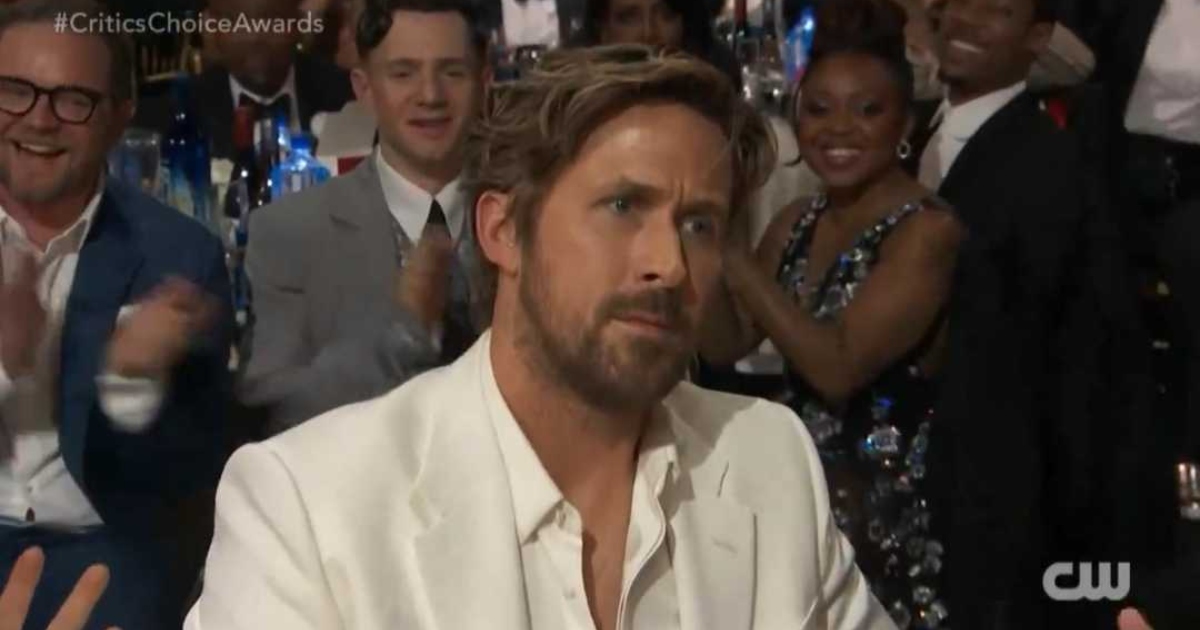 Ryan Gosling se vuelve viral por su reacción al triunfo de I'm Just Ken en los Critics Choice Awards