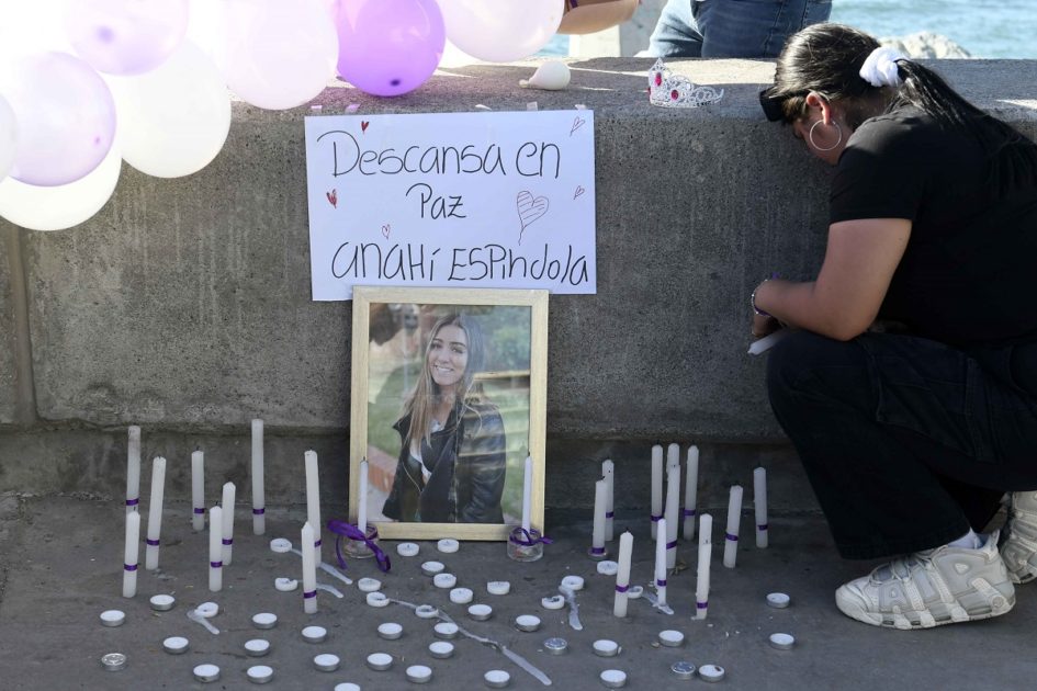 Caso de Anahí Espíndola: realizan velatón en memoria de la joven en Viña del Mar