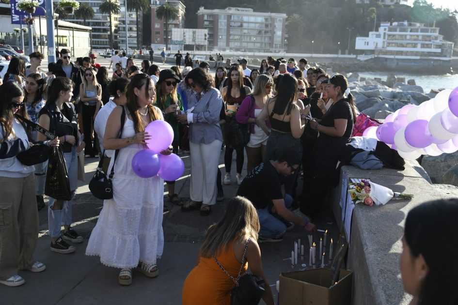 Caso de Anahí Espíndola: realizan velatón en memoria de la joven en Viña del Mar