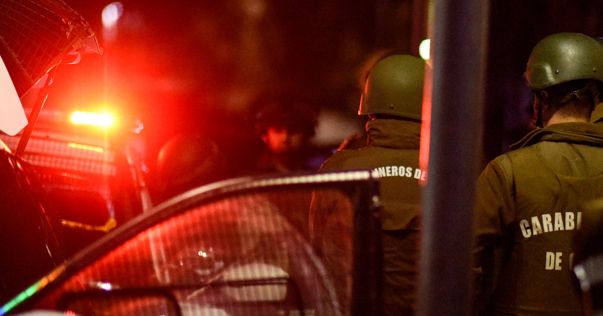 Estación Central: balacera cerca de terminal deja un delincuente muerto y tres carabineros heridos