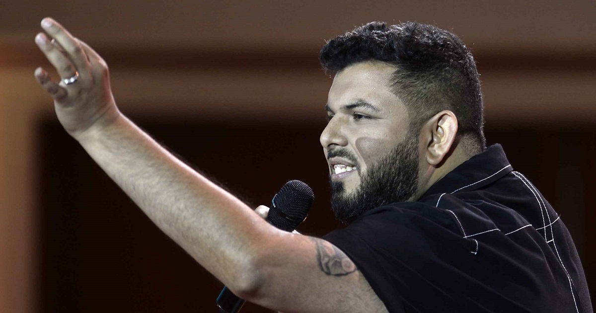 El impasse que sorteó Coronel Valverde al inicio de su rutina en Olmué: 