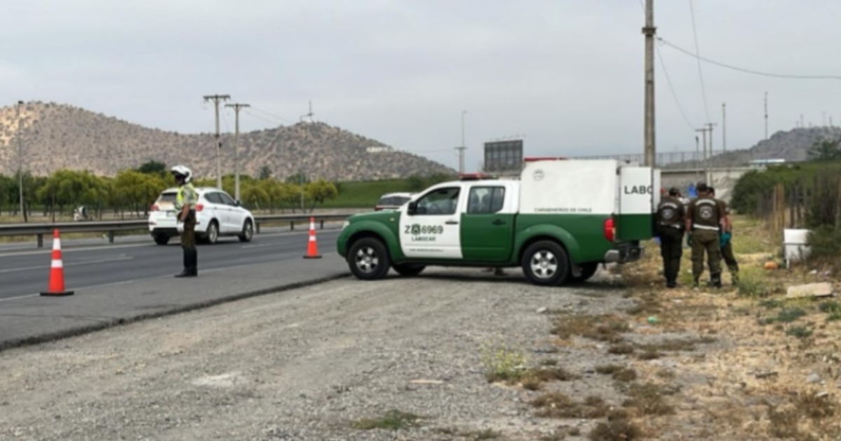 Macabro hallazgo de un cuerpo dentro de una maleta en la Ruta 68: estaba amarrado de pies y manos