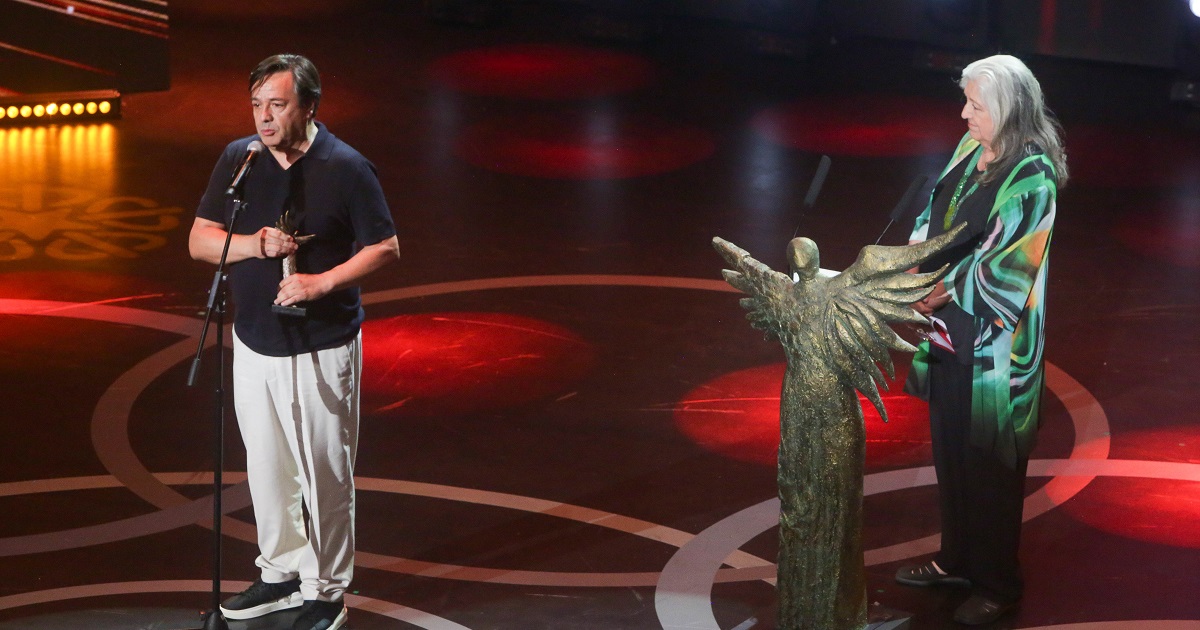 Gabi Medina no recibió premio en los Caleuche por delicado motivo: Claudio Arredondo la representó