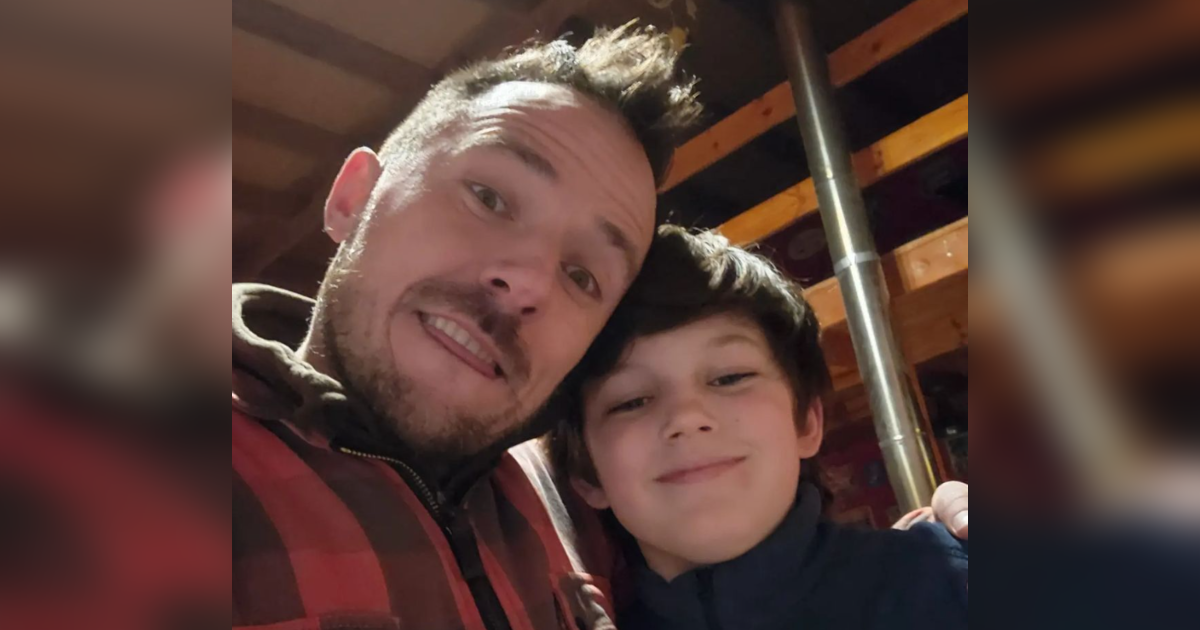 Gonzalo Egas sorprende a seguidores al evidenciar cuánto ha crecido su hijo: 