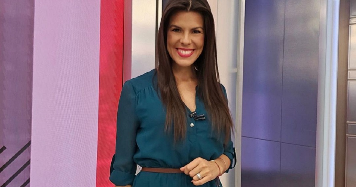 Periodista Natalia López de Canal 13 anunció que se convertirá en madre: 