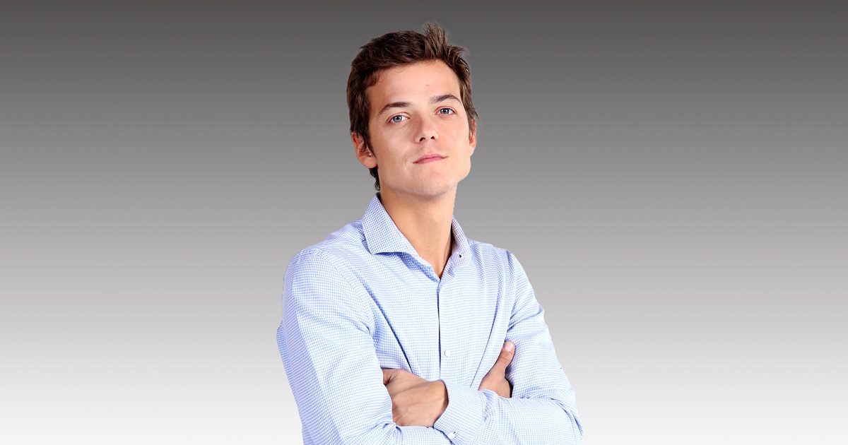 Simón Pesutic en Secretos de Familia