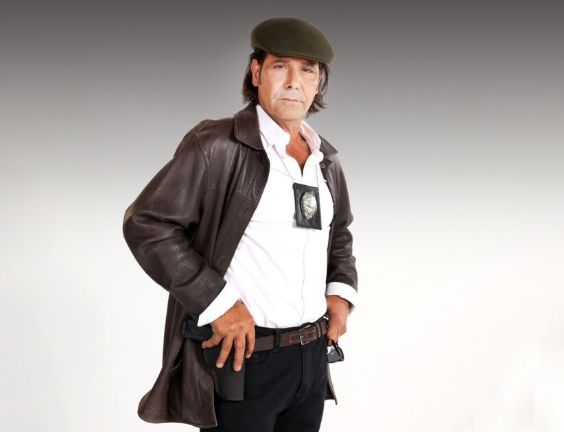 elenco del equipo policial en la teleserie Secretos de Familia