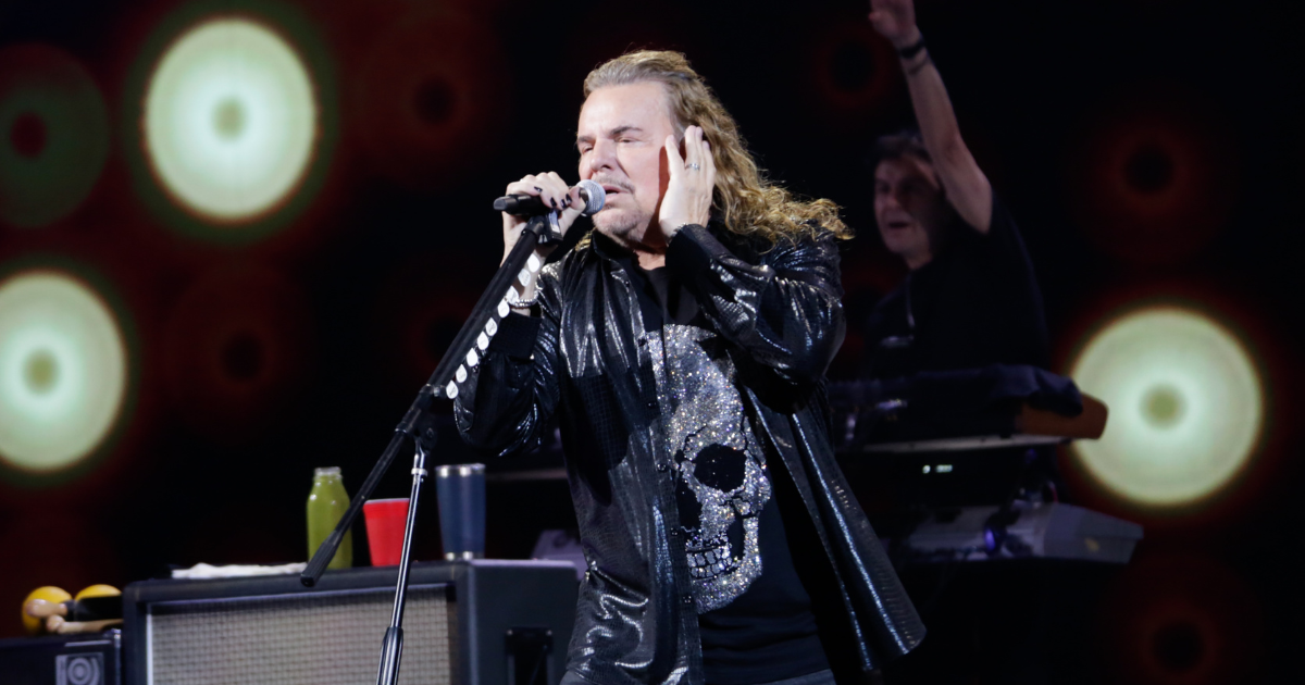 Fher de Maná protagonizó llamativo impasse con icónica canción en Viña 2024