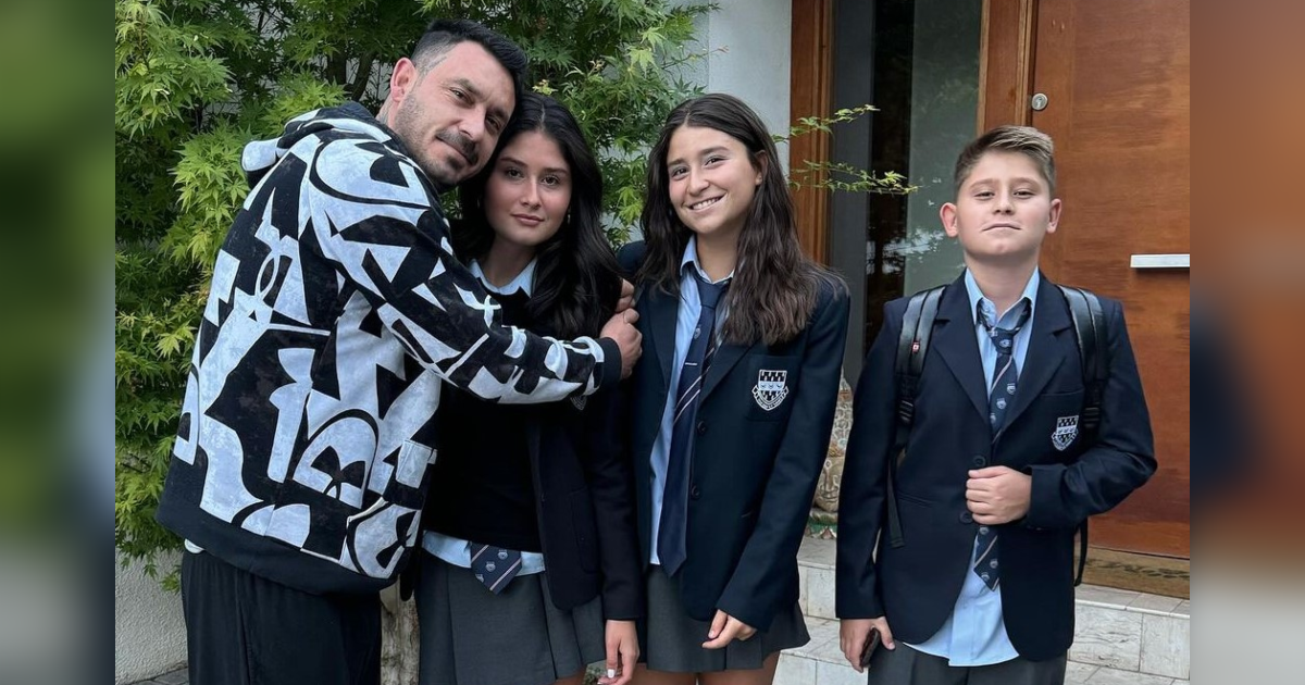 Mauricio Pinilla y Gissella Gallardo muestran primer día de clases de sus hijos: 