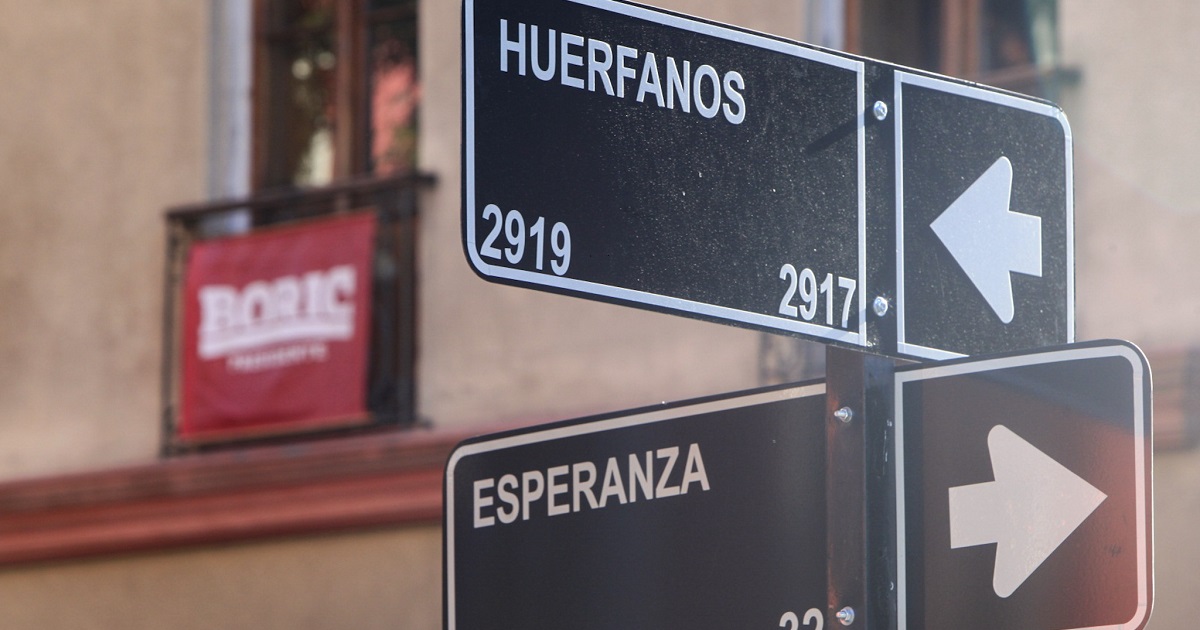 Investigan posible explosión en Barrio Yungay: presidente Gabriel Boric fue quien la reportó