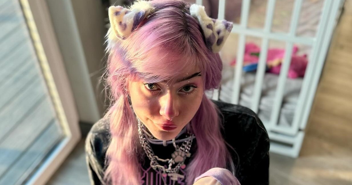 Meow Dalyn, la joven streamer que se identifica como perro: no tiene novios, sino 