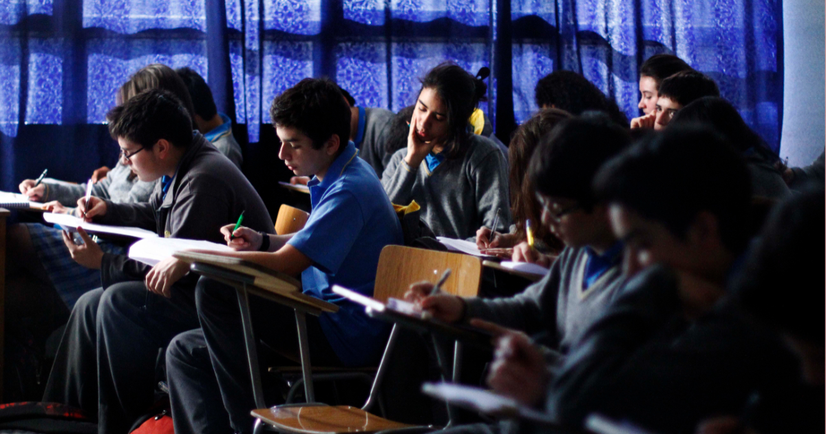 Resultados Simce 2023: revisa cómo le fue a tu colegio en cada prueba