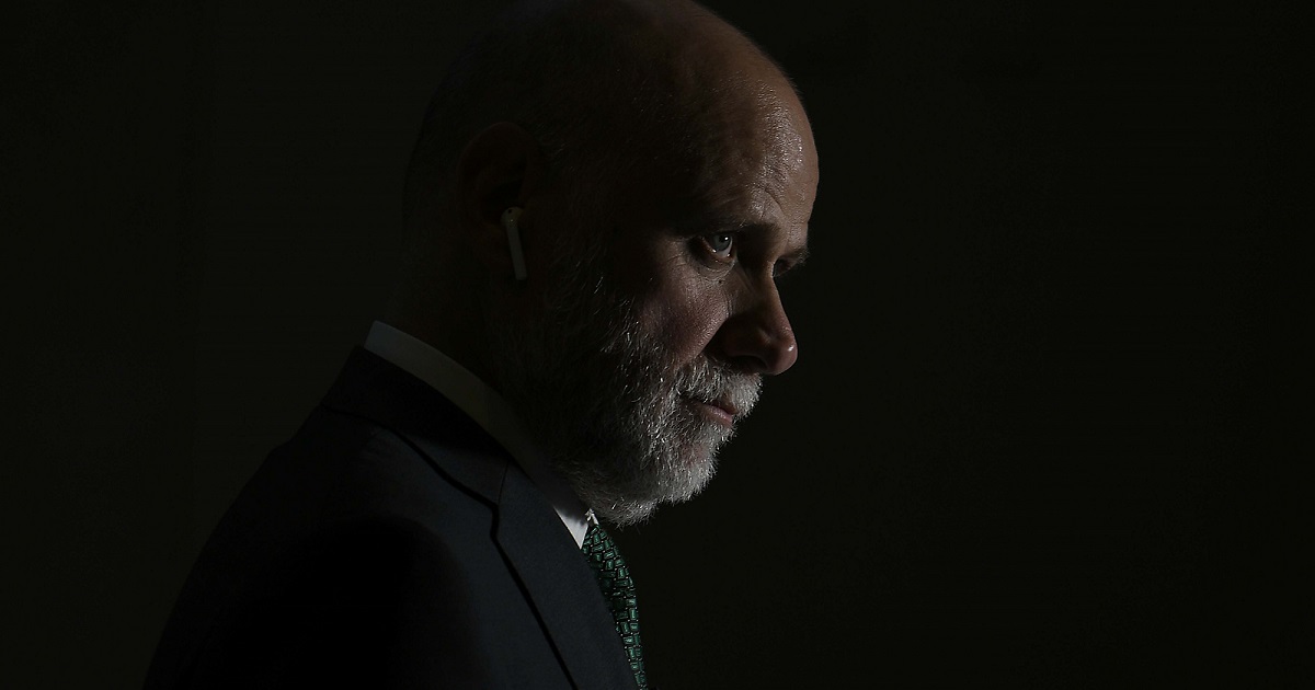 Denuncian por cohecho a Álvaro Elizalde: acusan a ministro de ofrecer vicepresidencia de la Cámara